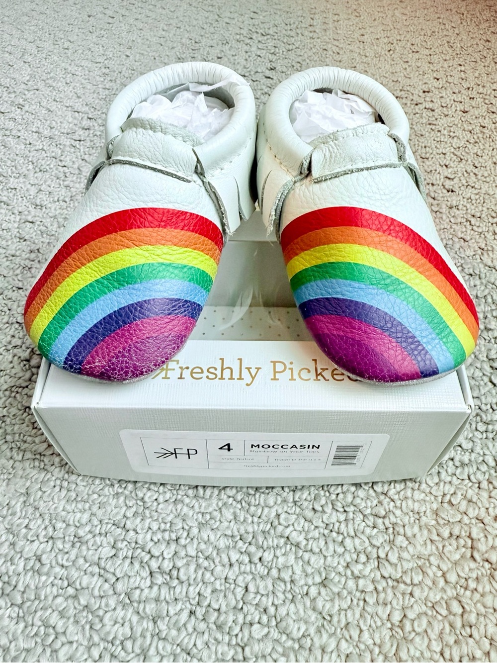 Freshly Picked Moccasins Rainbows Leather Baby soft sole Shoes Size 4